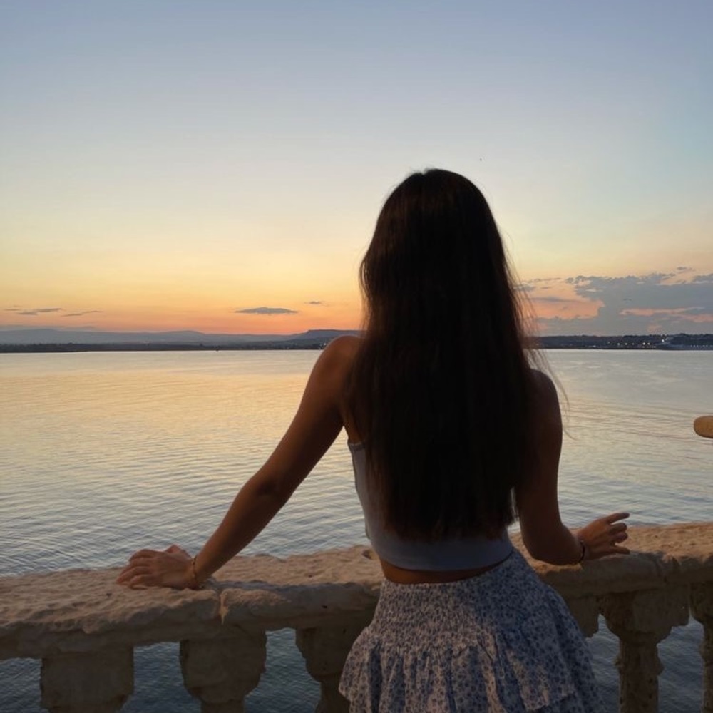 Meet your Posher, Liah